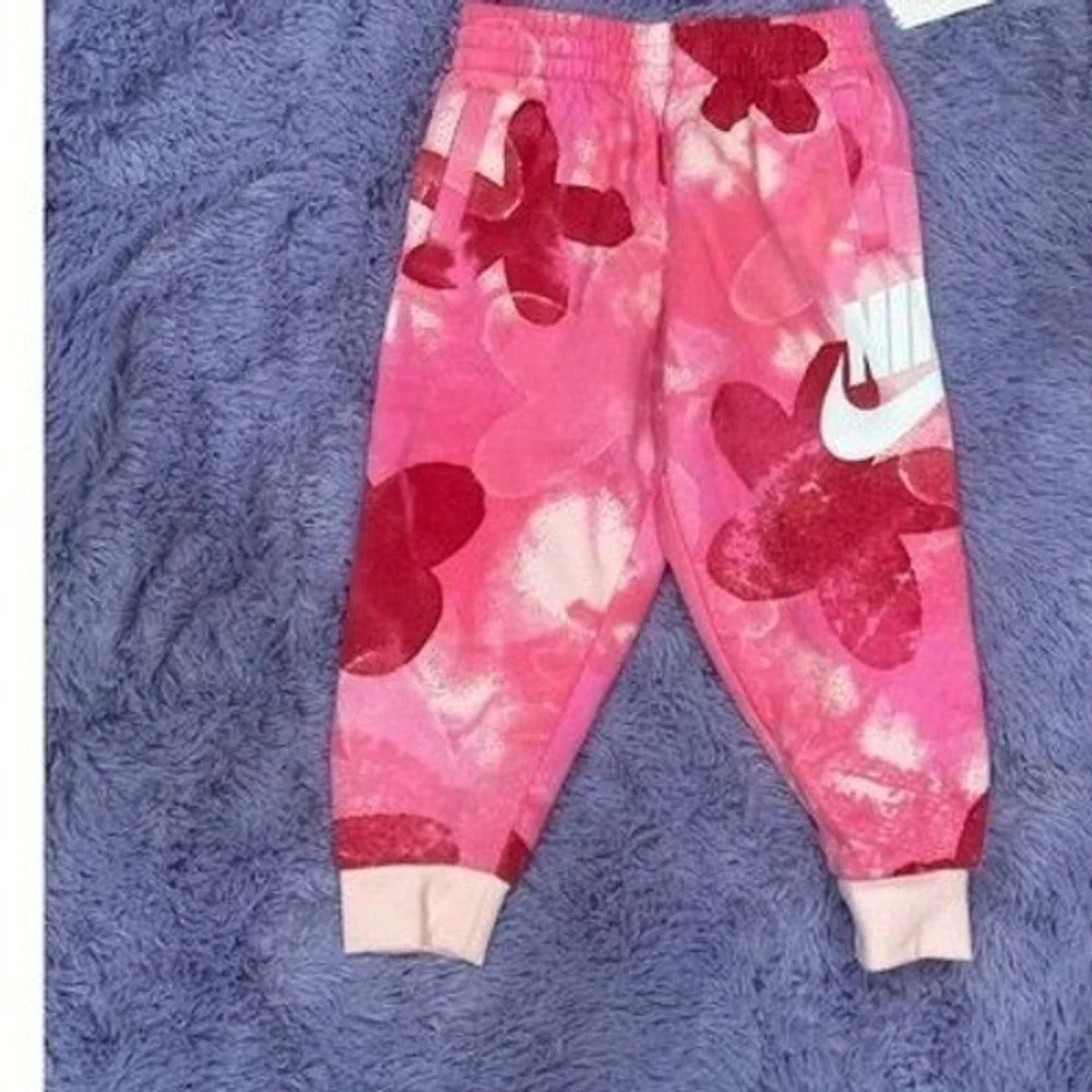 Nike Girls Pink Flower‎ Print Fleece Joggers Sweatpants Pink Floral 4T 98-104cm